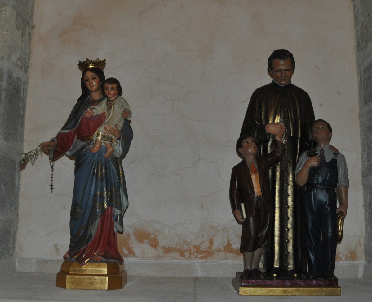 Esculturas María Auxiliadora y San Juan Bosco